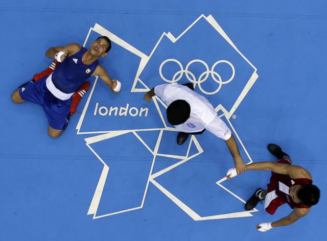 Ο έφηβος Ραμίρες πήρε το χρυσό στα 52κ., φινάλε με νίκη-θρίλερ του Τζόσουα